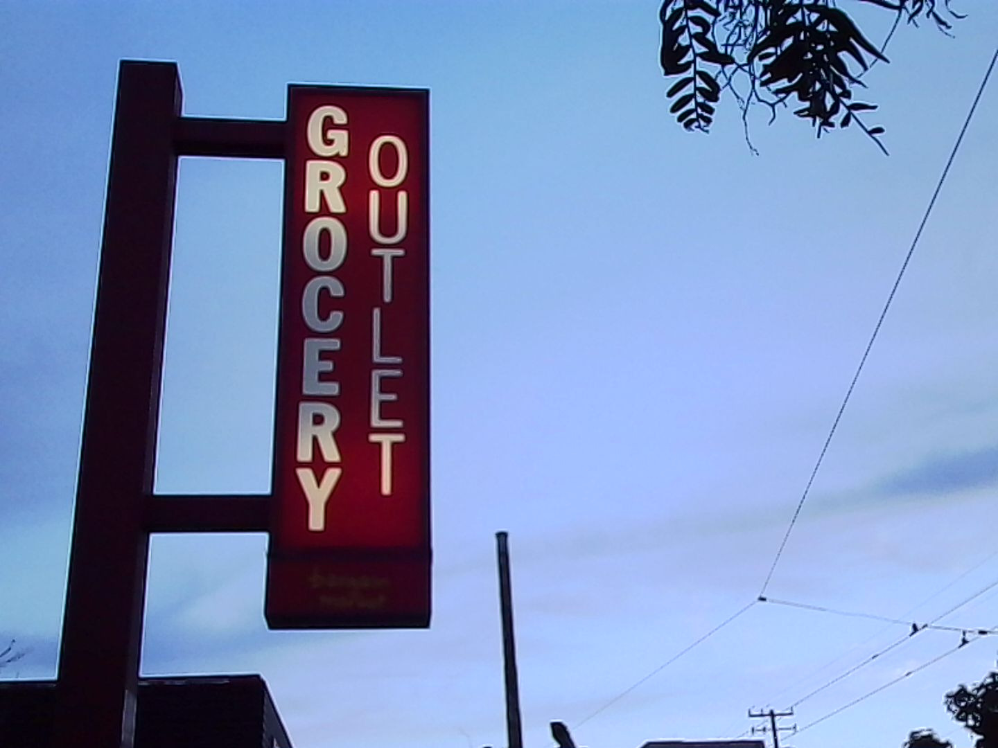 grocery outlet, bargain market